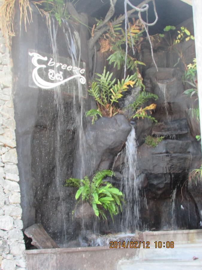 The Breeze Hotel Elpitiya  Exterior photo