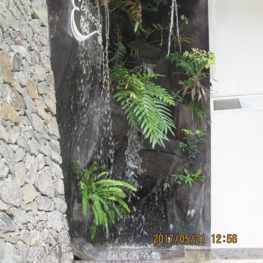 The Breeze Hotel Elpitiya  Exterior photo