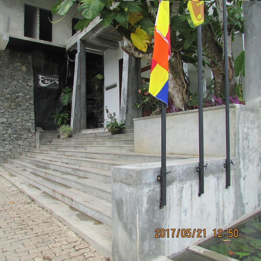 The Breeze Hotel Elpitiya  Exterior photo